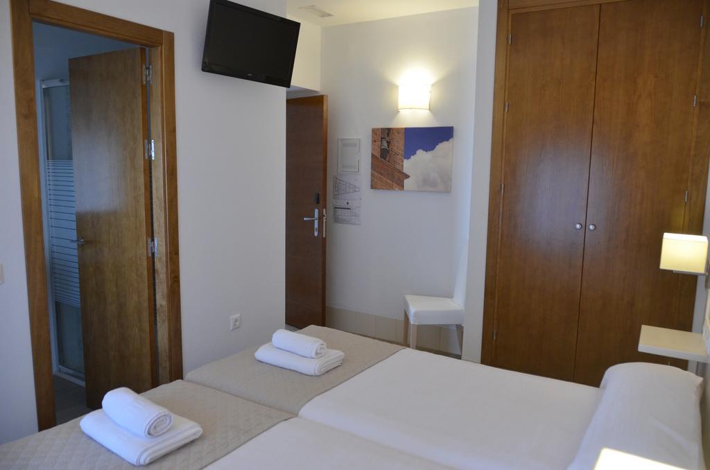Hostal La Fonda 콘일데라프론테라 외부 사진