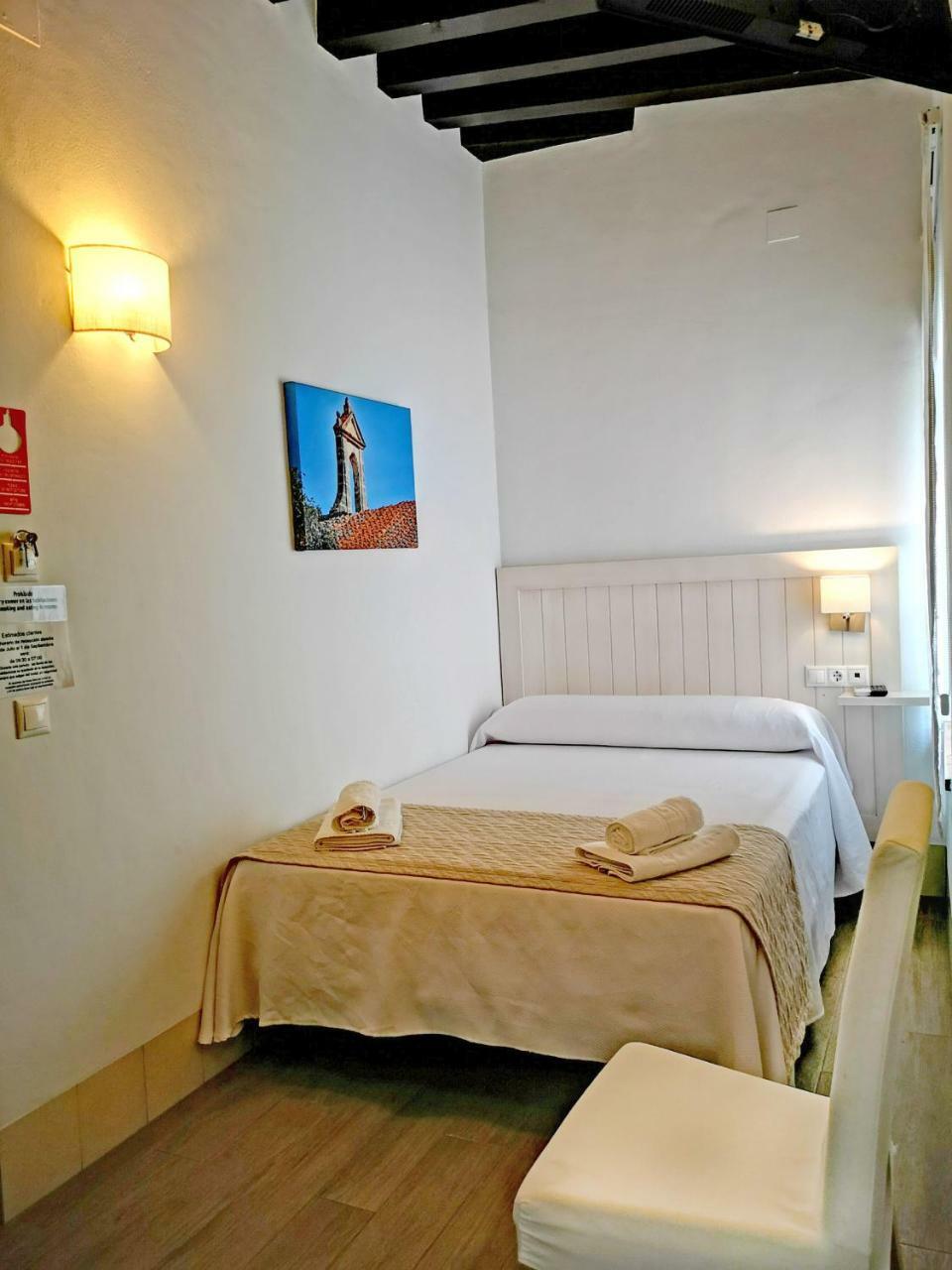 Hostal La Fonda 콘일데라프론테라 외부 사진